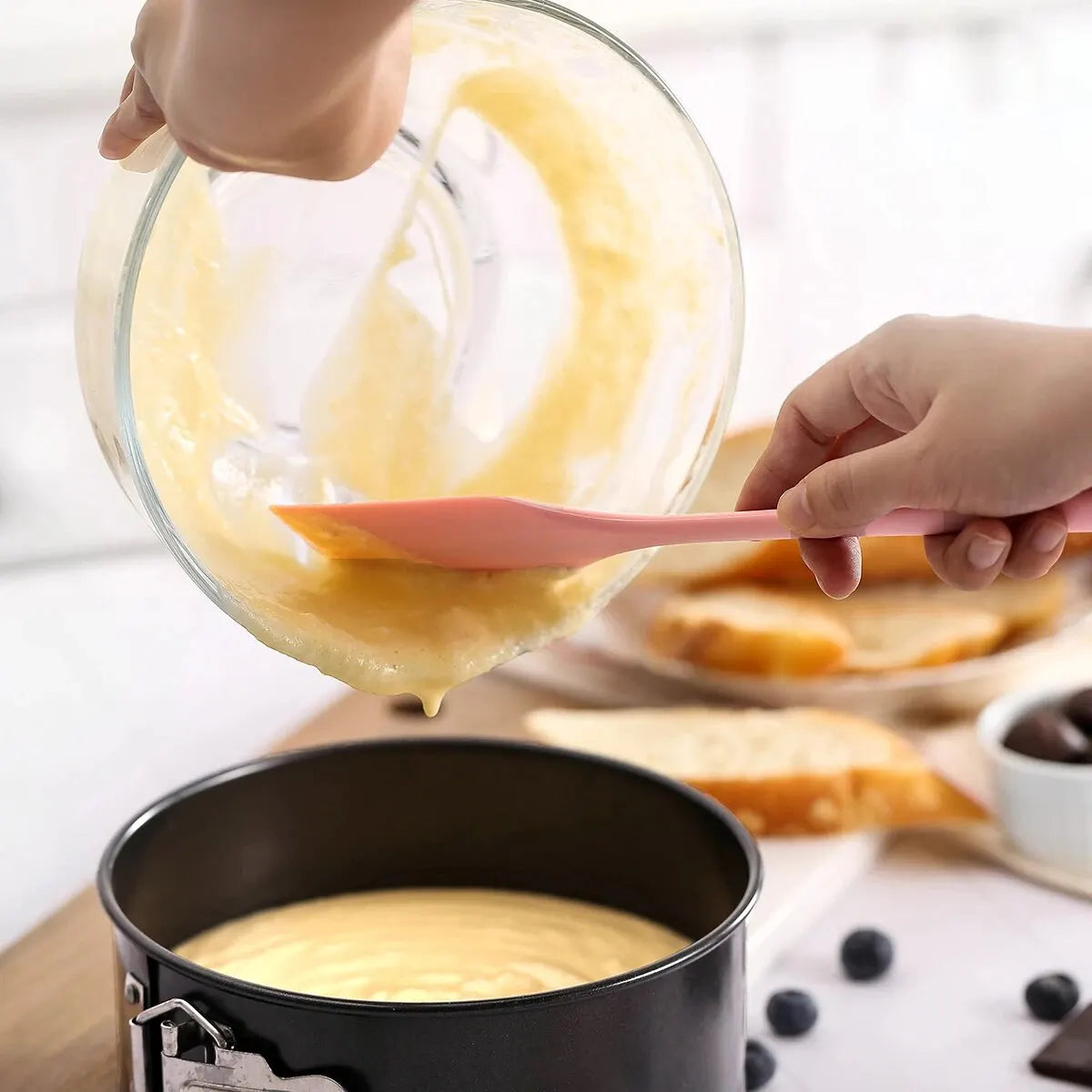 Easy-Use Kitchen Spatula