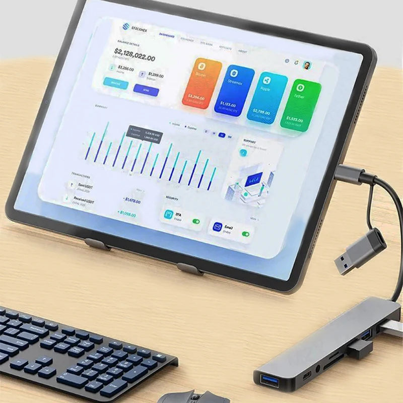 Connectix™ 8-in-1 USB-C Hub